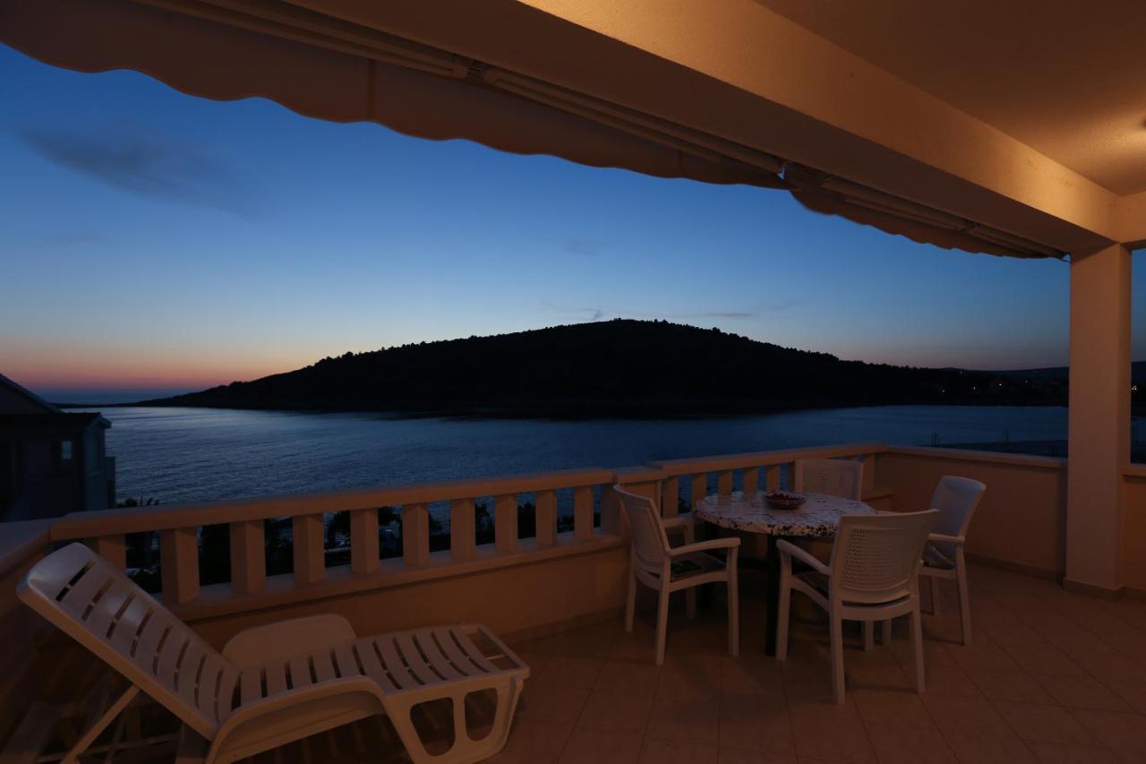 Apartments By The Sea Razanj, Rogoznica - 7484 Exterior foto