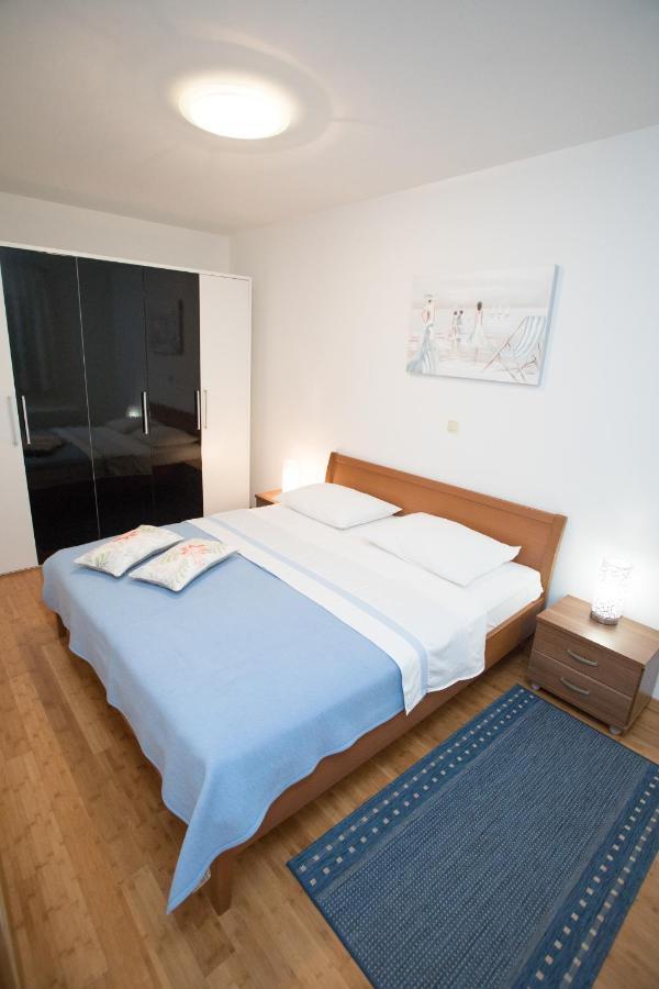 Apartments By The Sea Razanj, Rogoznica - 7484 Exterior foto